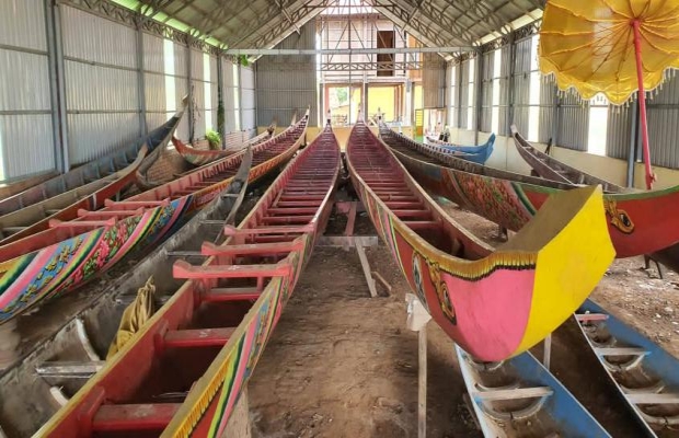 Champions of Cambodia boat race